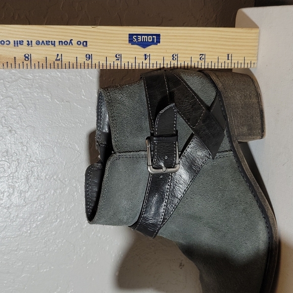 SONOMA LIFE +STYLE Leather Manmade Zip Bootie 7.5M - Picture 14 of 14